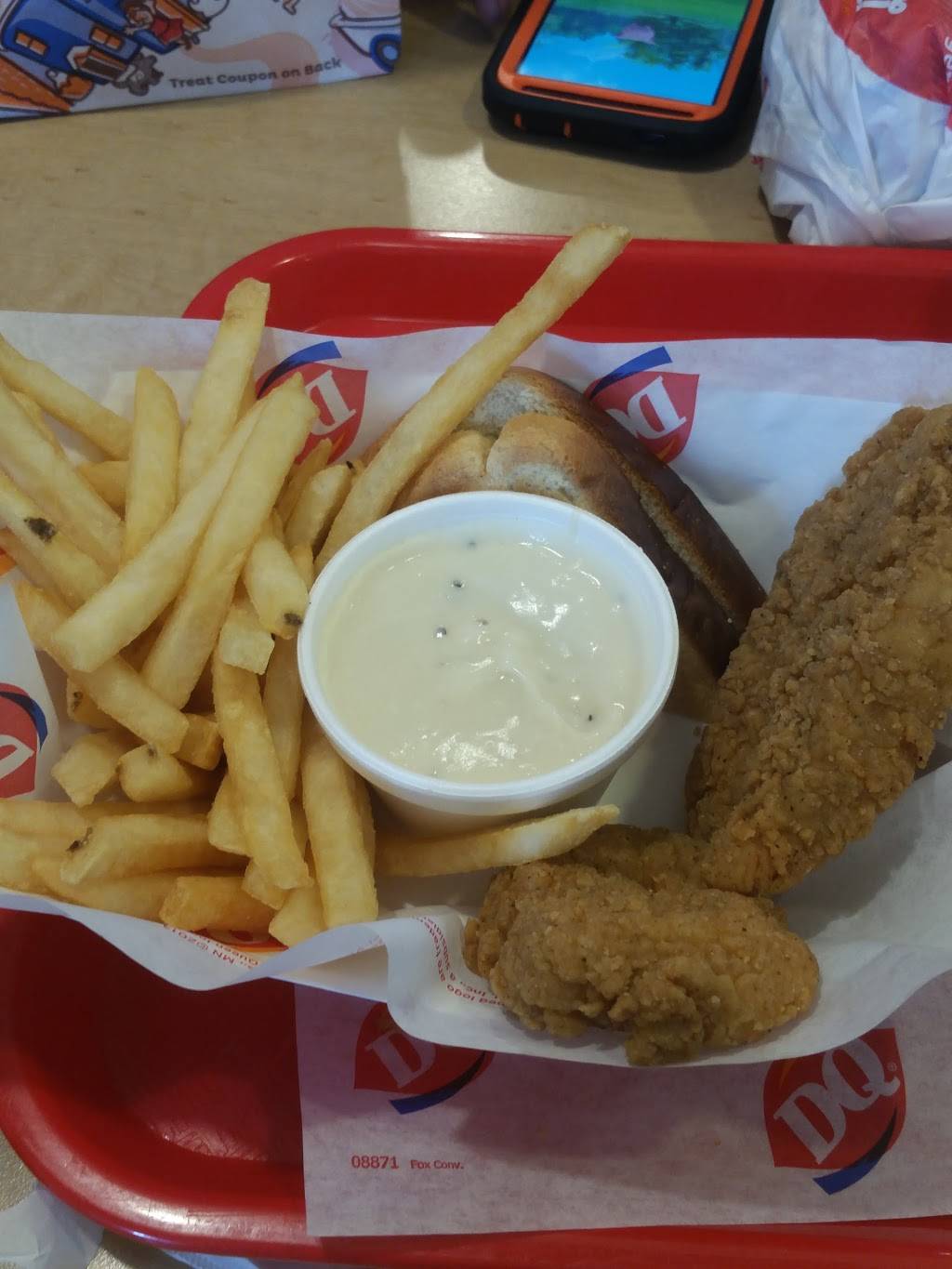 Dairy Queen Grill & Chill | restaurant | 504 S N Main St, Wellington, OH 44090, USA | 4406474741 OR +1 440-647-4741