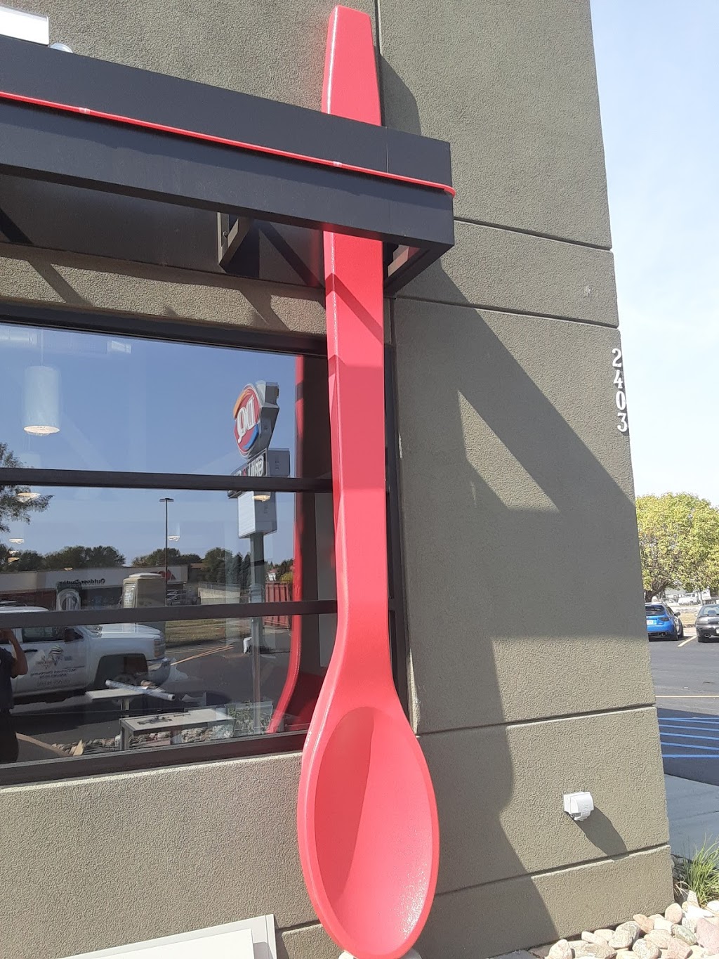 Dairy Queen Grill & Chill | restaurant | 2403 Broadway Ave, Yankton, SD 57078, USA | 6056656358 OR +1 605-665-6358