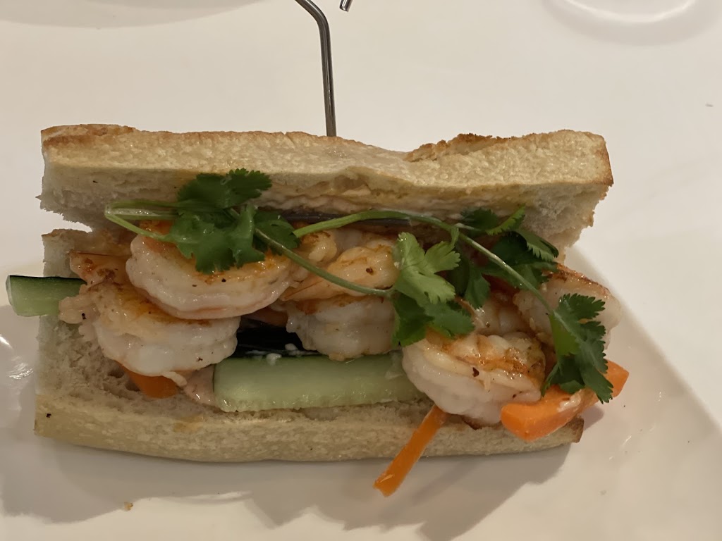 The Deck | restaurant | 505 Lincoln Ave, Napa, CA 94558, USA | 7076992281 OR +1 707-699-2281