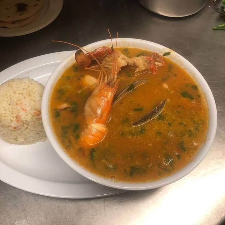 El Triunfo Salvadorian Cuisine | restaurant | 9157 Taft St, Pembroke Pines, FL 33024, USA | 9544360602 OR +1 954-436-0602