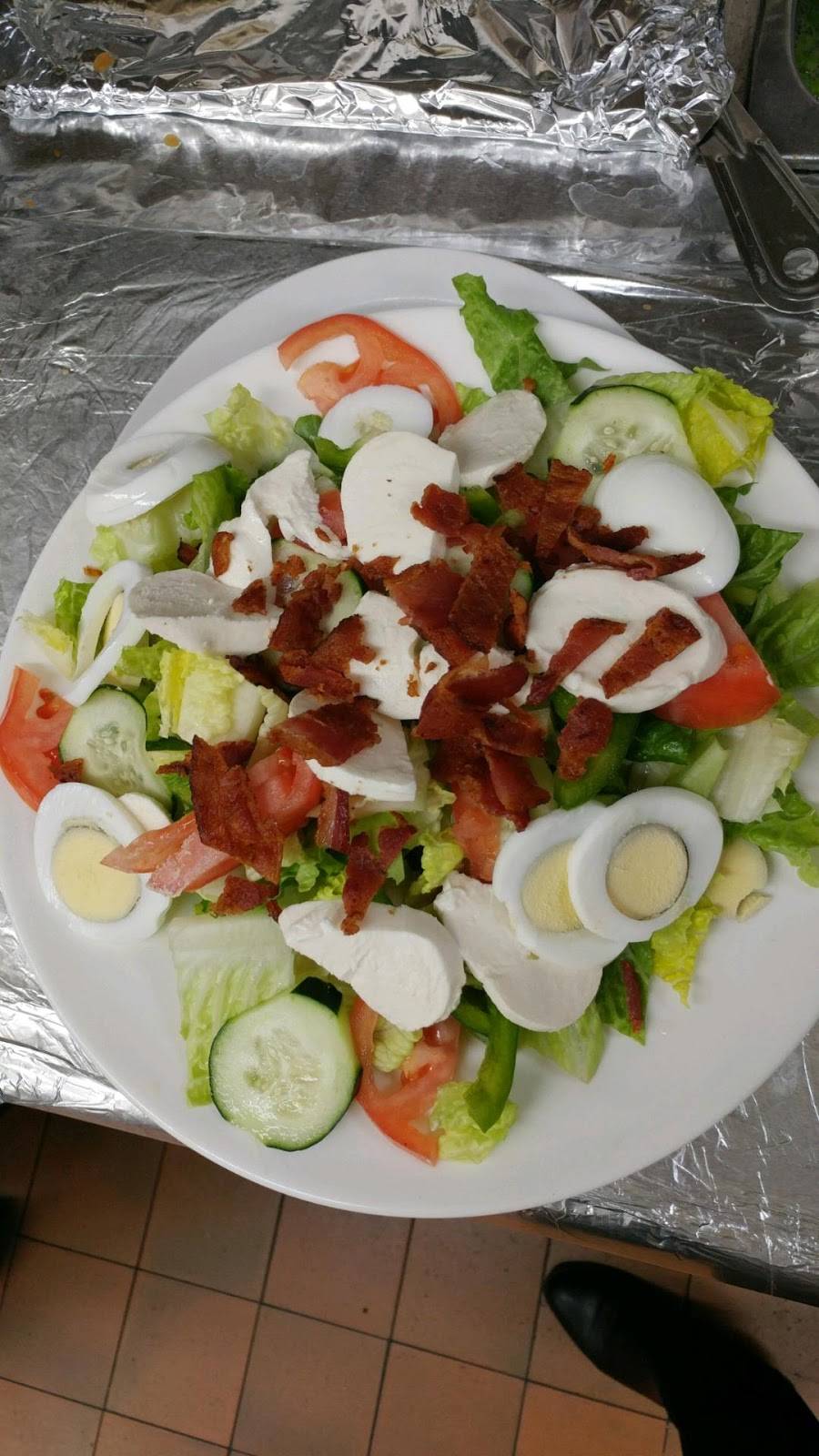 The Colonial Diner | restaurant | 8-10 Dolson Ave, Middletown, NY 10940, USA | 8453423500 OR +1 845-342-3500