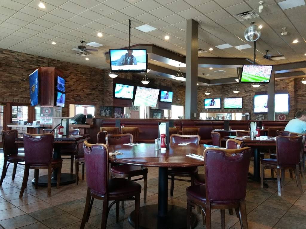 Champps Americana Brookfield | restaurant | 1240 S Moorland Rd, Brookfield, WI 53005, USA | 2627976600 OR +1 262-797-6600