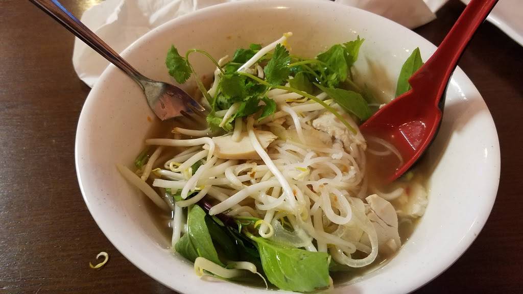 Suzys Pho Teriyaki | restaurant | 11416 Canyon Rd E B, Puyallup, WA 98373, USA | 2535315089 OR +1 253-531-5089