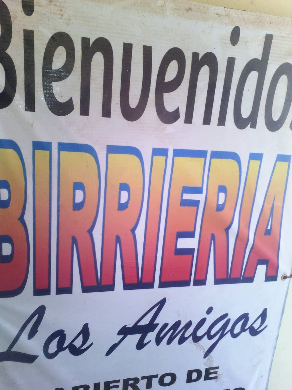 Birria Y Menudo Los Amigos | restaurant | Calle Ignacio Zaragoza 334, Col Benito García, 22793 Cañon Buenavista, B.C., Mexico | 016461631673 OR +52 646 163 1673