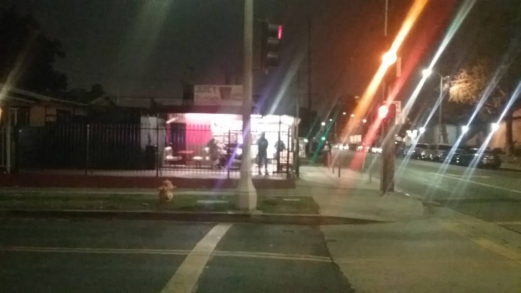 Juicy Burgers | restaurant | 9200 S Hoover St, Los Angeles, CA 90044, USA | 3237549023 OR +1 323-754-9023