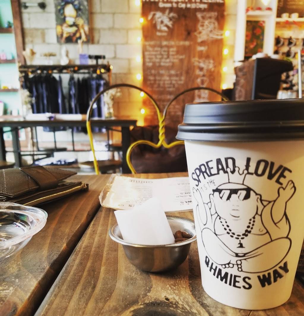 Ohmies Coffee Bar + Yoga Studio | cafe | 919 N Wood Ave, Roselle, NJ 07203, USA | 9082411602 OR +1 908-241-1602