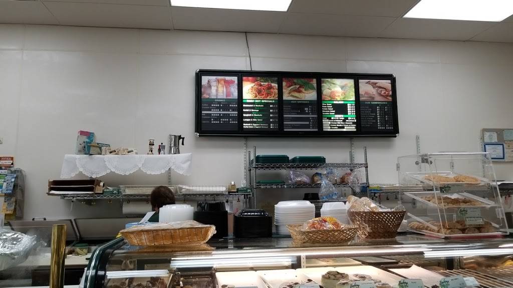 Marios | restaurant | 1700 W Lake St, Addison, IL 60101, USA | 6307750178 OR +1 630-775-0178