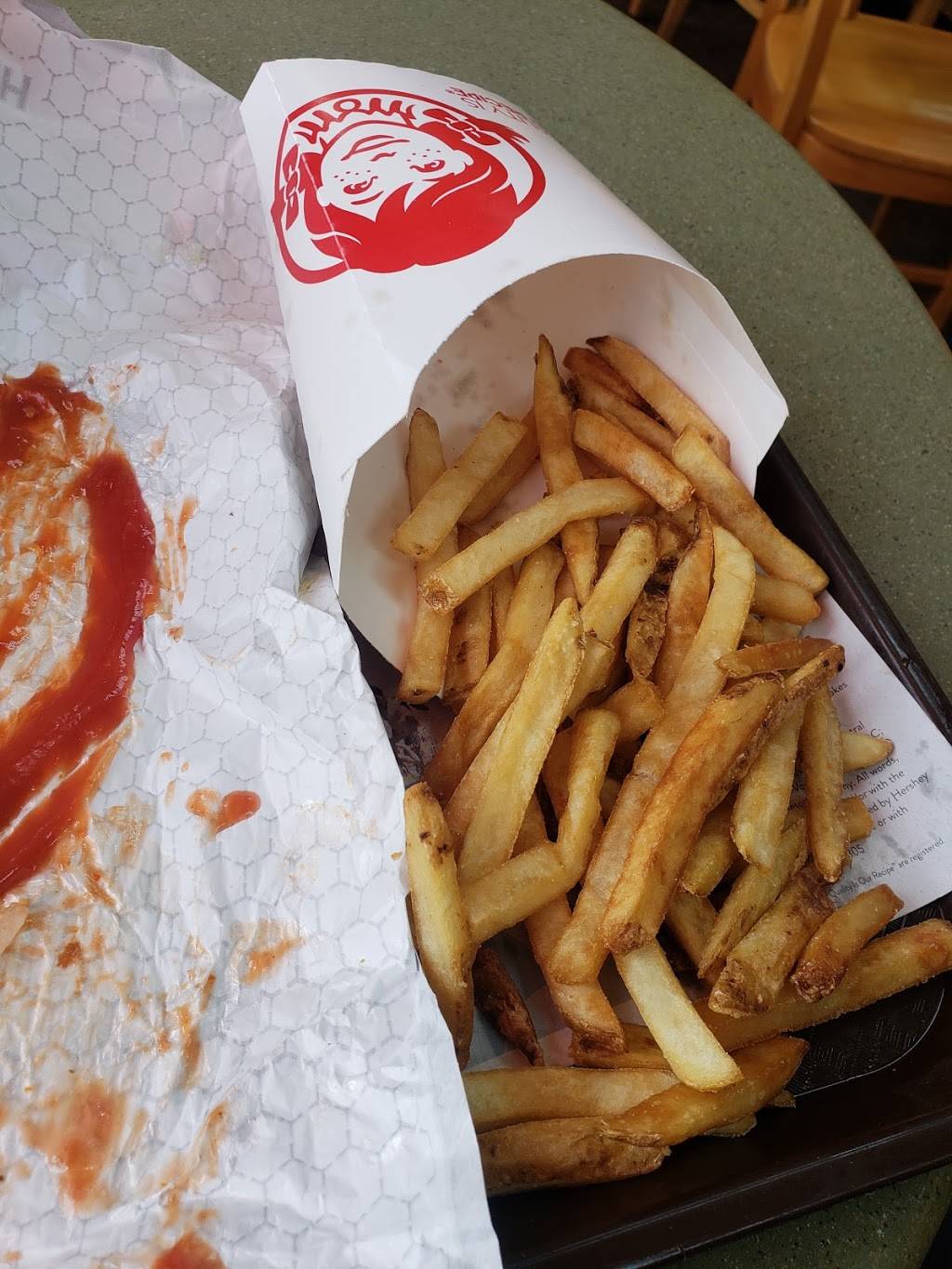 Wendys | restaurant | 555 W Lancaster Ave, Haverford, PA 19041, USA | 6105254462 OR +1 610-525-4462