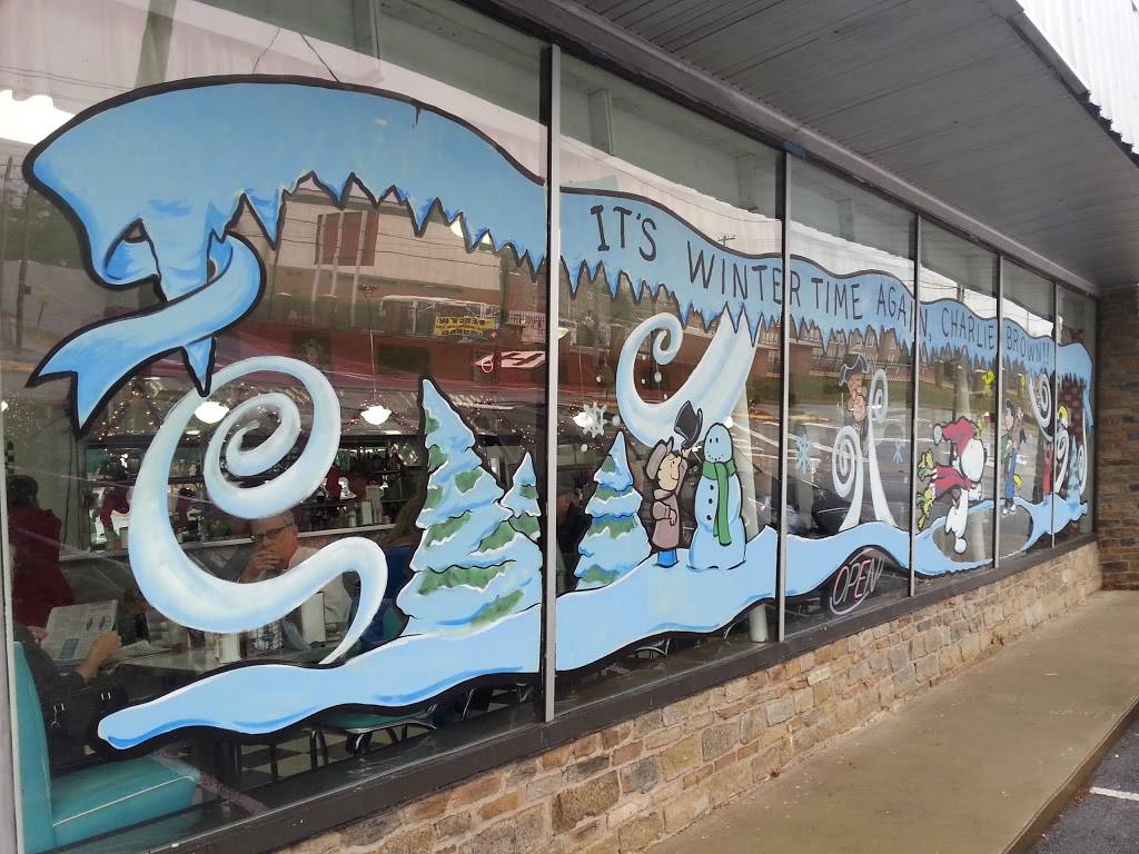 Pops Diner | restaurant | 860 N Main St, Hendersonville, NC 28792, USA | 8286931035 OR +1 828-693-1035