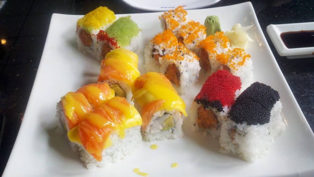 Saga Hibachi Steakhouse & Sushi Bar | restaurant | 145 Mall Cir Dr, Monroeville, PA 15146, USA | 4123728888 OR +1 412-372-8888