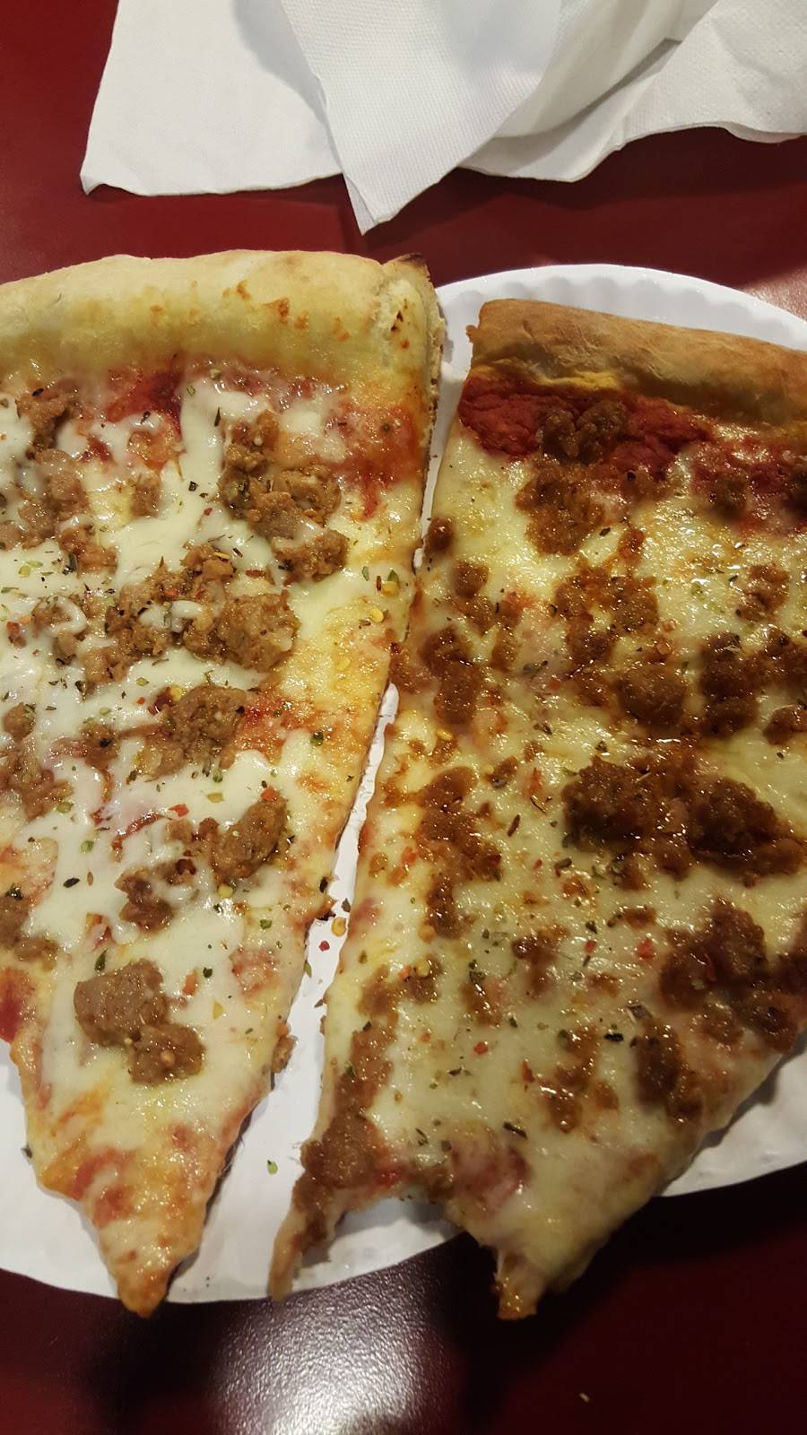 New York Pizzeria | restaurant | 75 Chestnut St, Cooperstown, NY 13326, USA | 6075472930 OR +1 607-547-2930