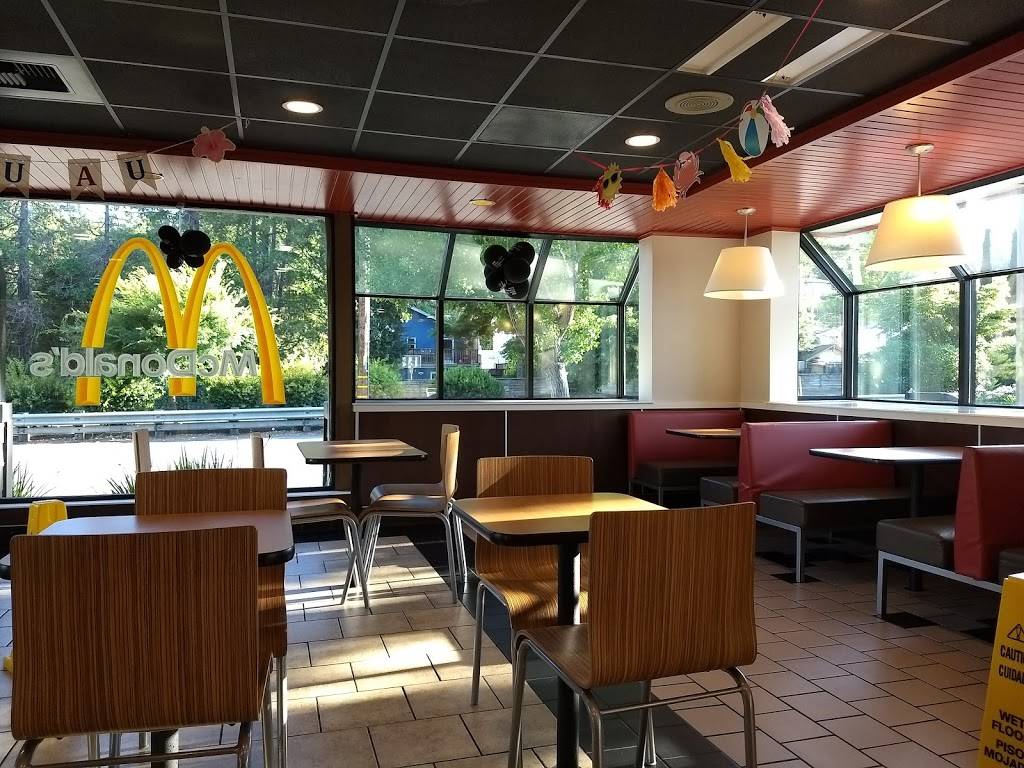 McDonalds | cafe | 2114 4th St, San Rafael, CA 94901, USA | 4152589214 OR +1 415-258-9214