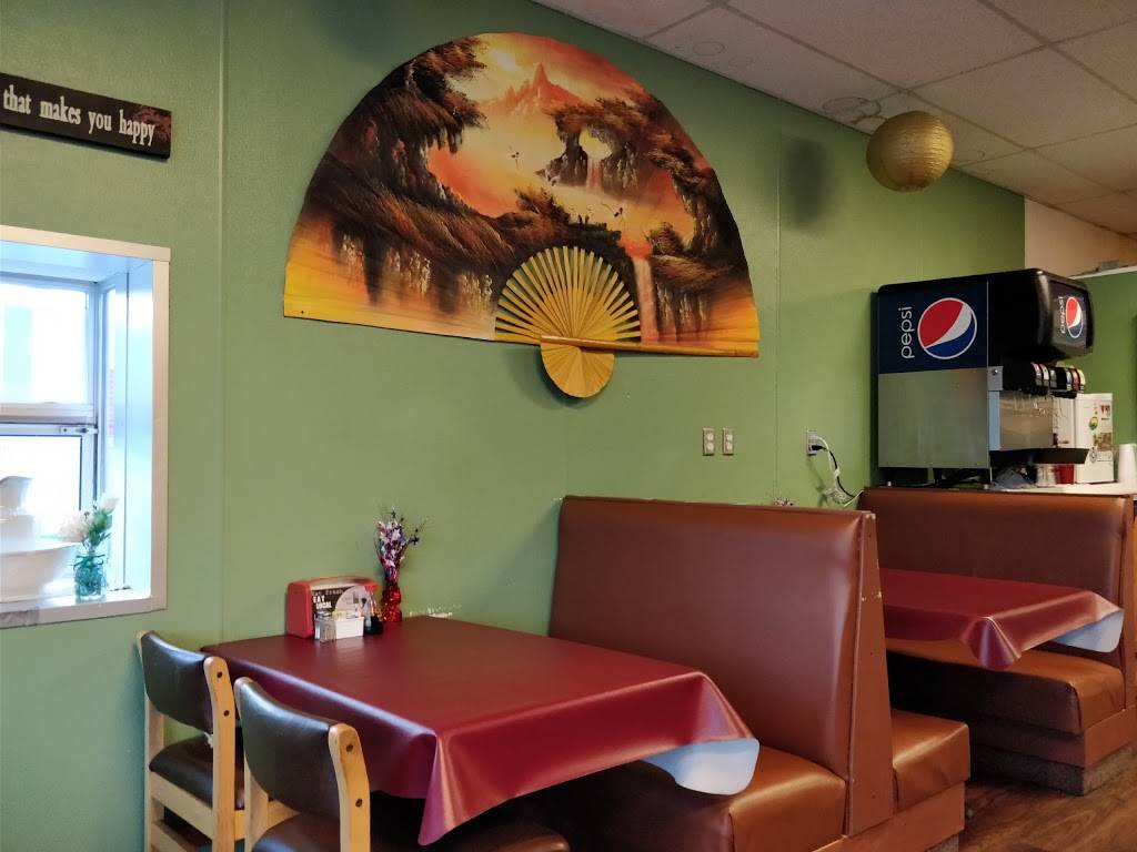 Dhings Thai Cuisine | restaurant | 4000 E Market St #100, Logansport, IN 46947, USA | 5747353333 OR +1 574-735-3333