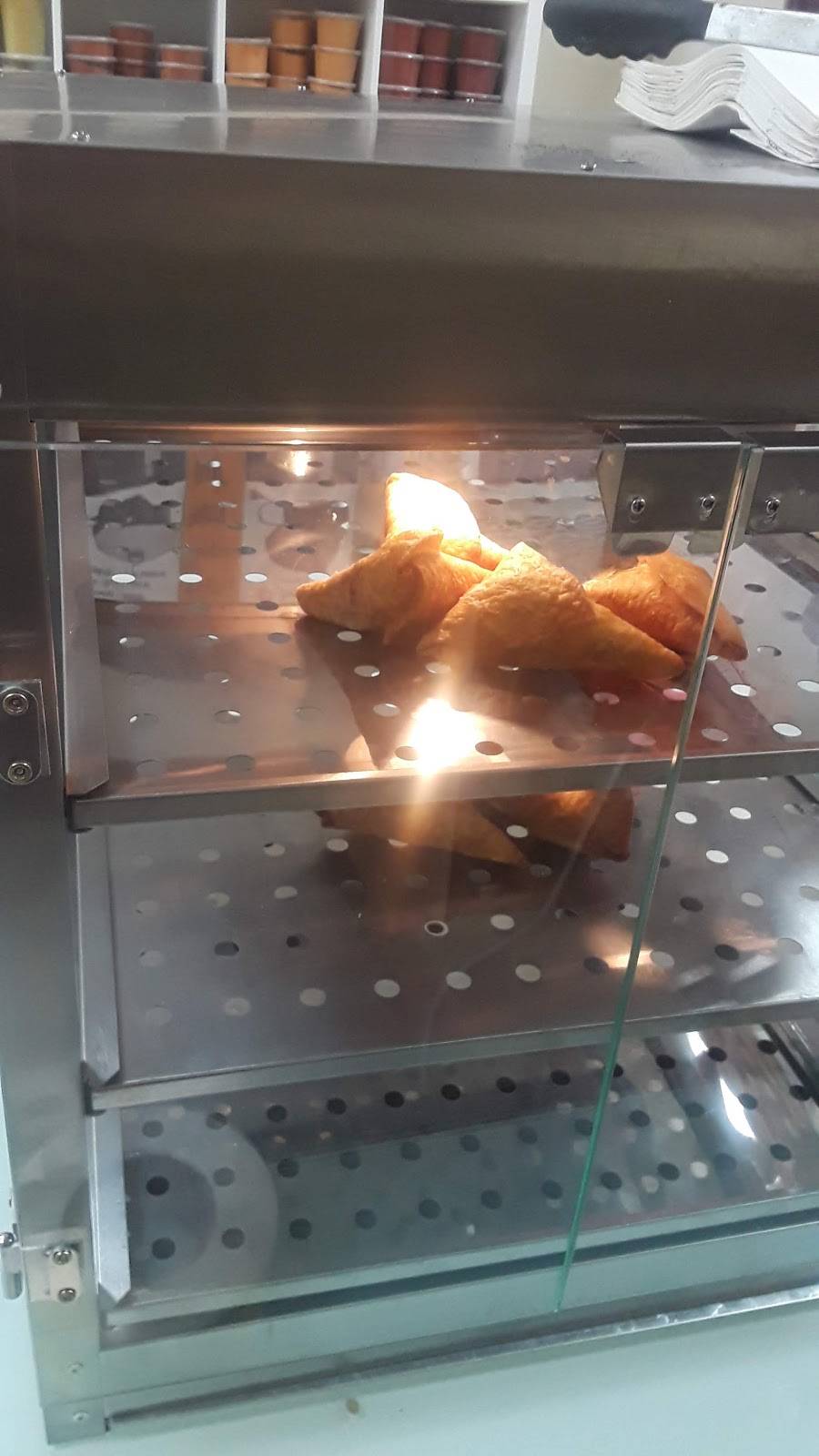 Elsa Kitchen | restaurant | 5768 Georgia Ave NW, Washington, DC 20011, USA | 2024505256 OR +1 202-450-5256