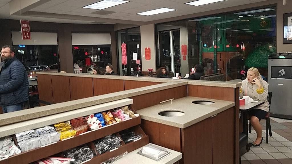 Chick-fil-A | restaurant | 2425 Prince William Pkwy, Woodbridge, VA 22192, USA | 7034903165 OR +1 703-490-3165