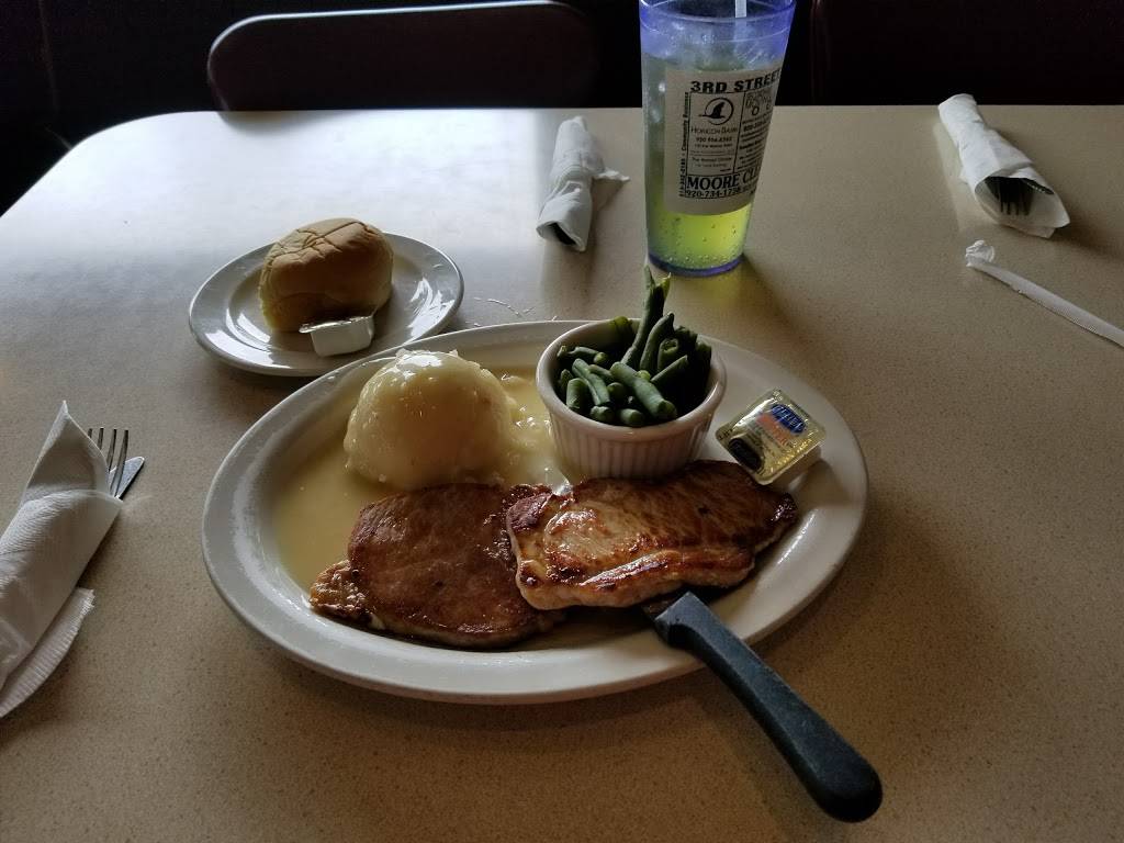 Third Street Diner | restaurant | 300 Depere St, Menasha, WI 54952, USA | 9207279500 OR +1 920-727-9500