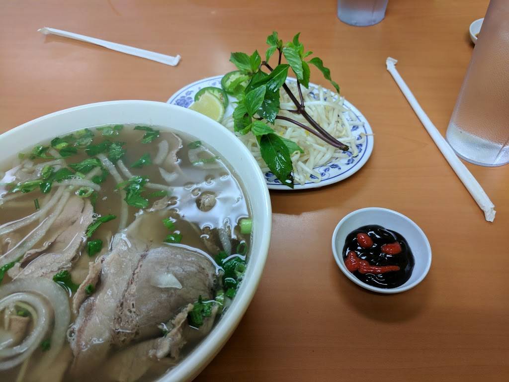 Pho Tay Bac Restaurant | restaurant | 860 W Imperial Hwy # A, Brea, CA 92821, USA | 7145292162 OR +1 714-529-2162