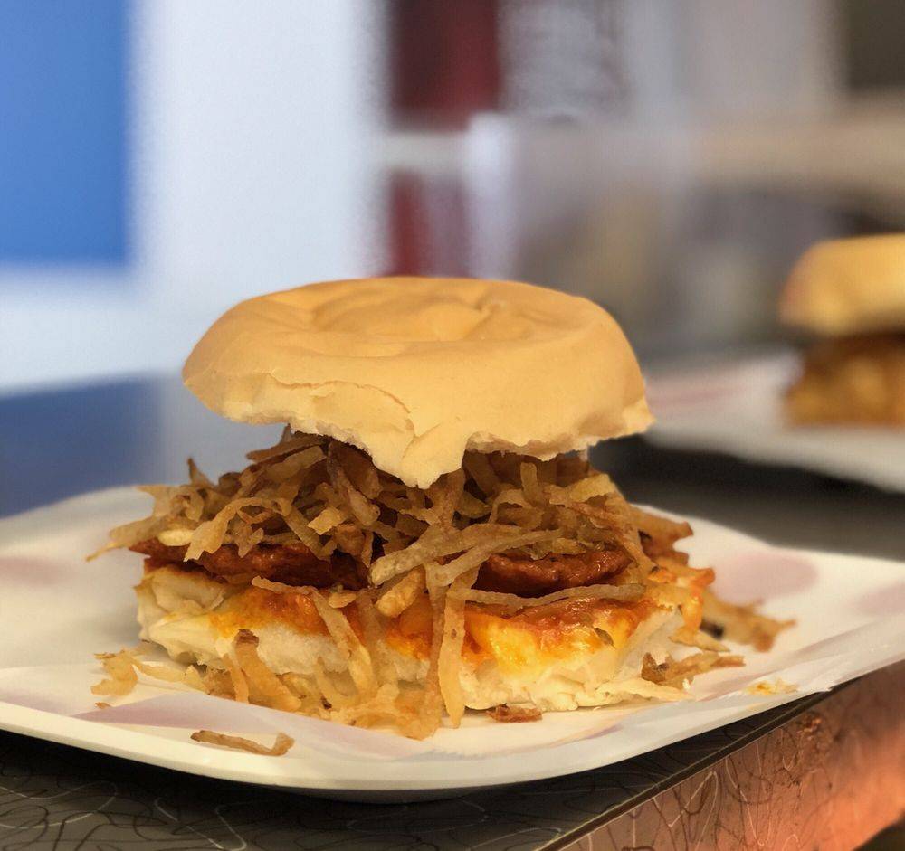 El Rey De Las Fritas | meal delivery | 421 W 29th St, Hialeah, FL 33012, USA | 3058630880 OR +1 305-863-0880