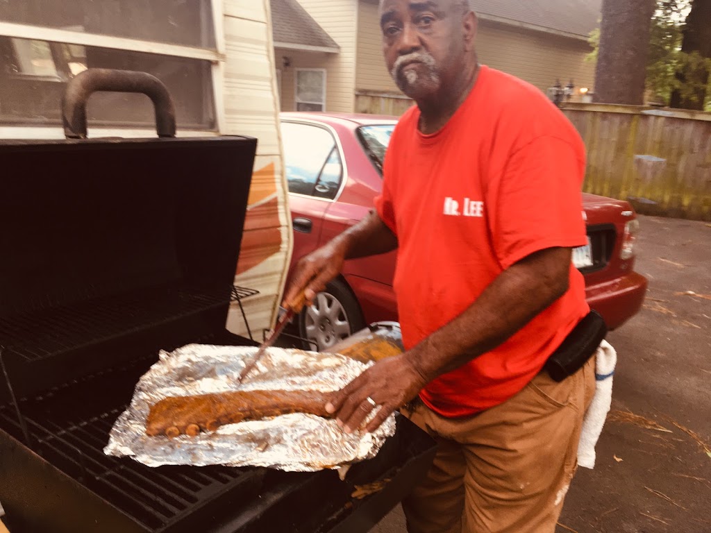 Old Mid South BBQ | restaurant | 901 N 1st St, Jacksonville, AR 72076, USA | 5015961000 OR +1 501-596-1000