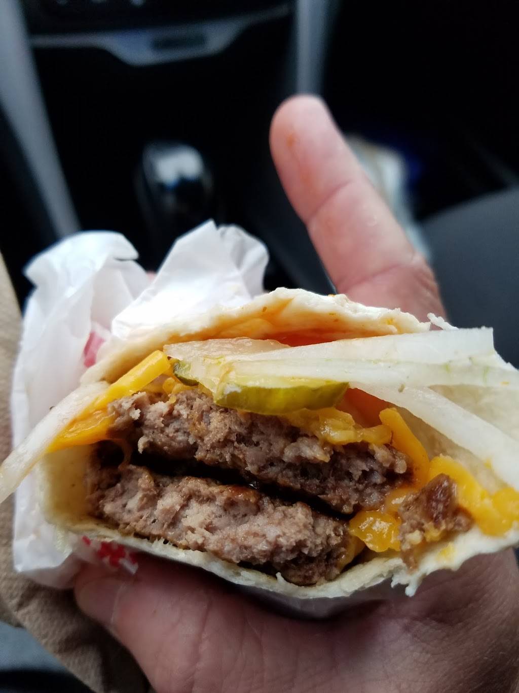 Wendys | restaurant | 2000 NW 107th Ave, Miami, FL 33172, USA | 3055932761 OR +1 305-593-2761