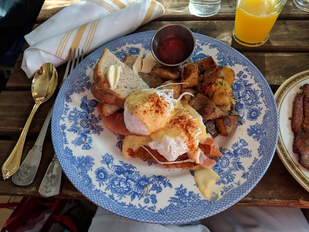 Cest La Vie Bistro | restaurant | 30 Main St, Northborough, MA 01532, USA | 5083938941 OR +1 508-393-8941