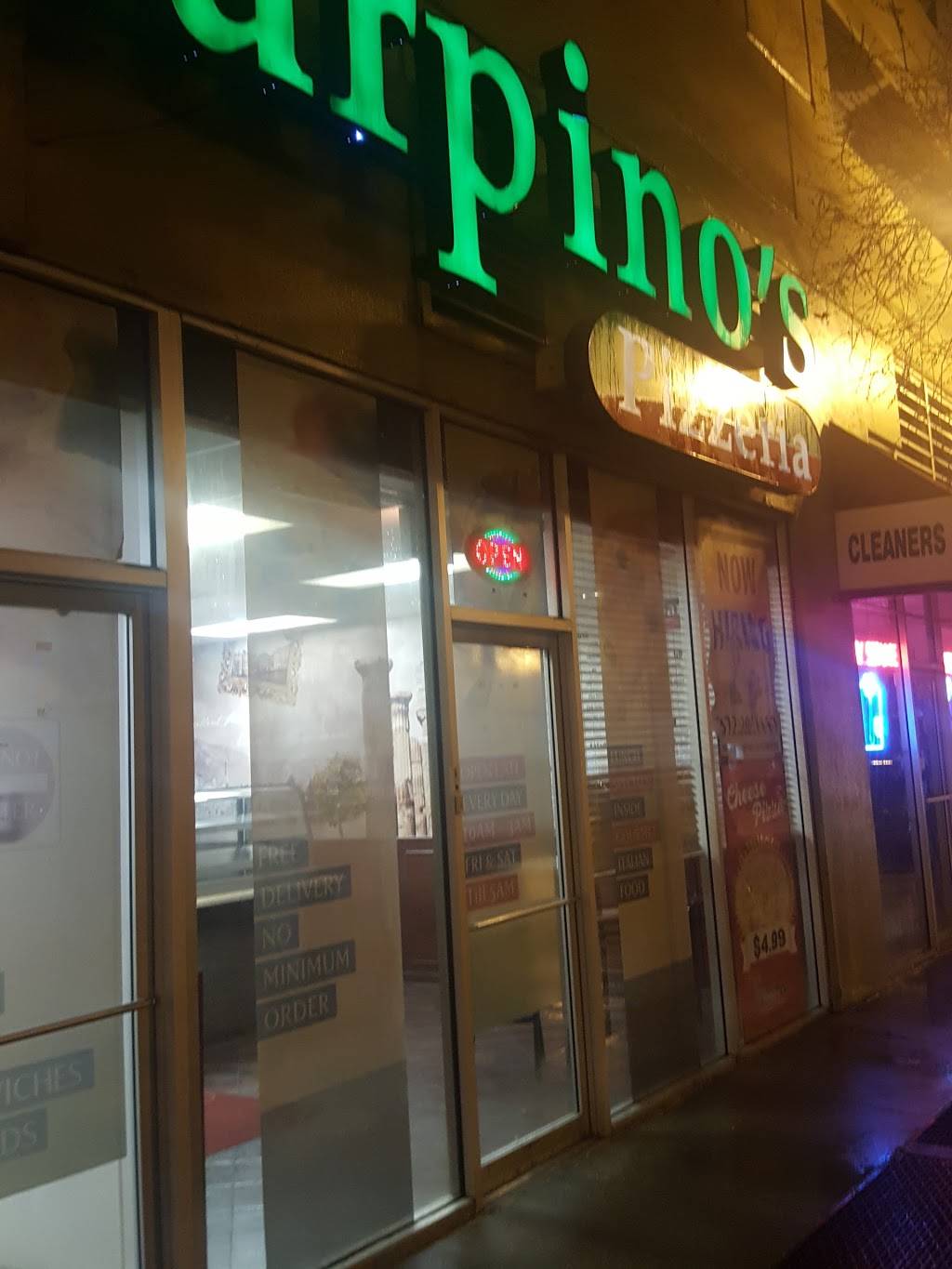 Sarpinos Pizzeria Gold Coast | restaurant | 158 W Division St, Chicago, IL 60610, USA | 3122021111 OR +1 312-202-1111