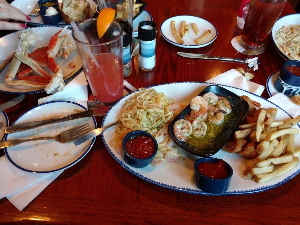 Red Lobster | restaurant | 50740 Valley, Center St, St Clairsville, OH 43950, USA | 7406990344 OR +1 740-699-0344