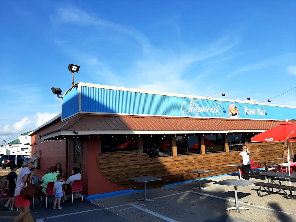 Shipwreck Raw Bar | restaurant | 7008 W Hwy 98, Port St Joe, FL 32456, USA | 8506475050 OR +1 850-647-5050