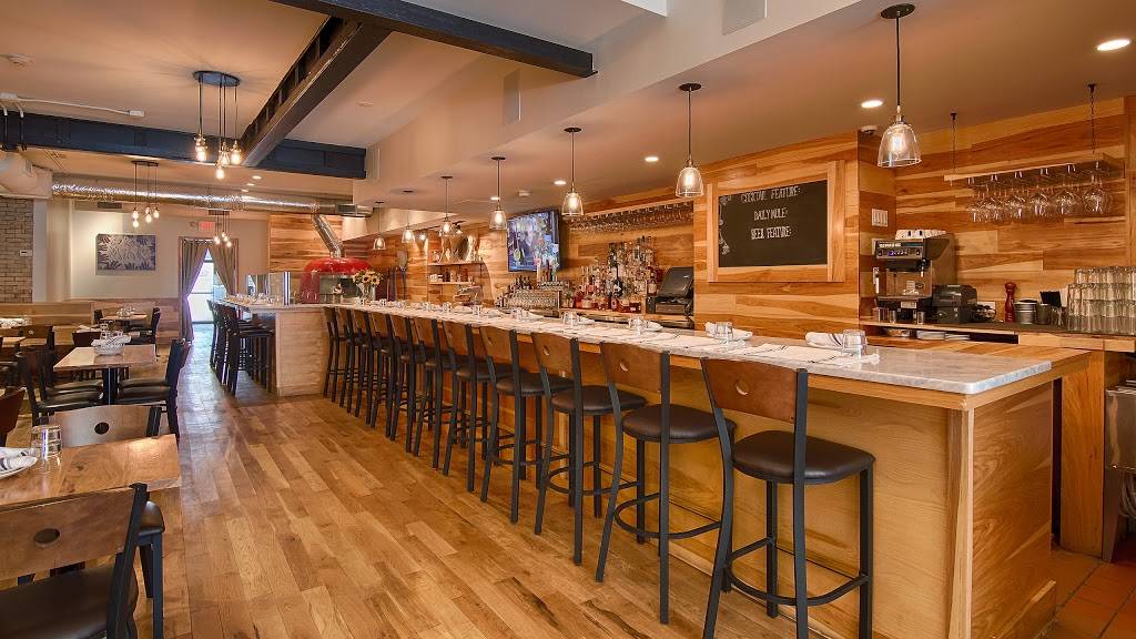 GIA MIA | restaurant | 106 N Hale St, Wheaton, IL 60187, USA | 6304802480 OR +1 630-480-2480