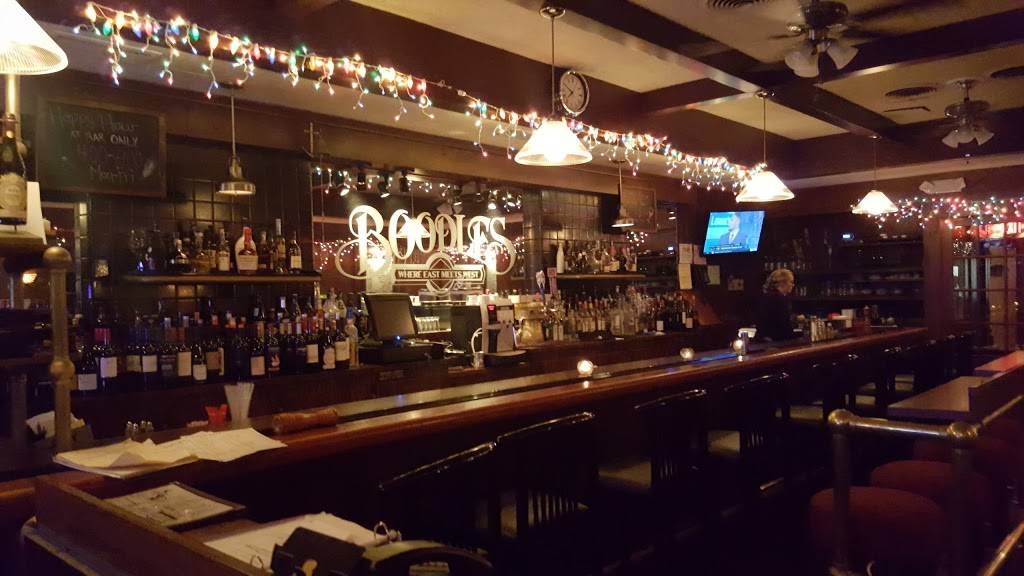 Boodles Restaurant | restaurant | 935 W Eleven Mile Rd, Madison Heights, MI 48071, USA | 2483995960 OR +1 248-399-5960