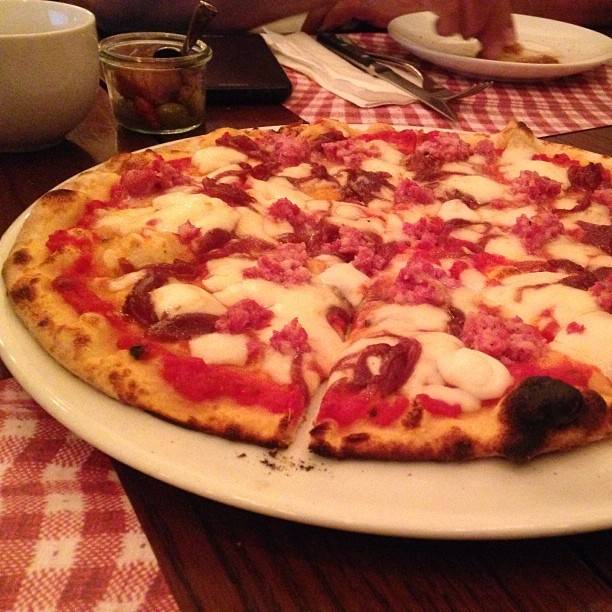 Tanellis Chicago Style Pizza | meal delivery | 7065 W Belmont Ave, Chicago, IL 60634, USA | 7736224244 OR +1 773-622-4244