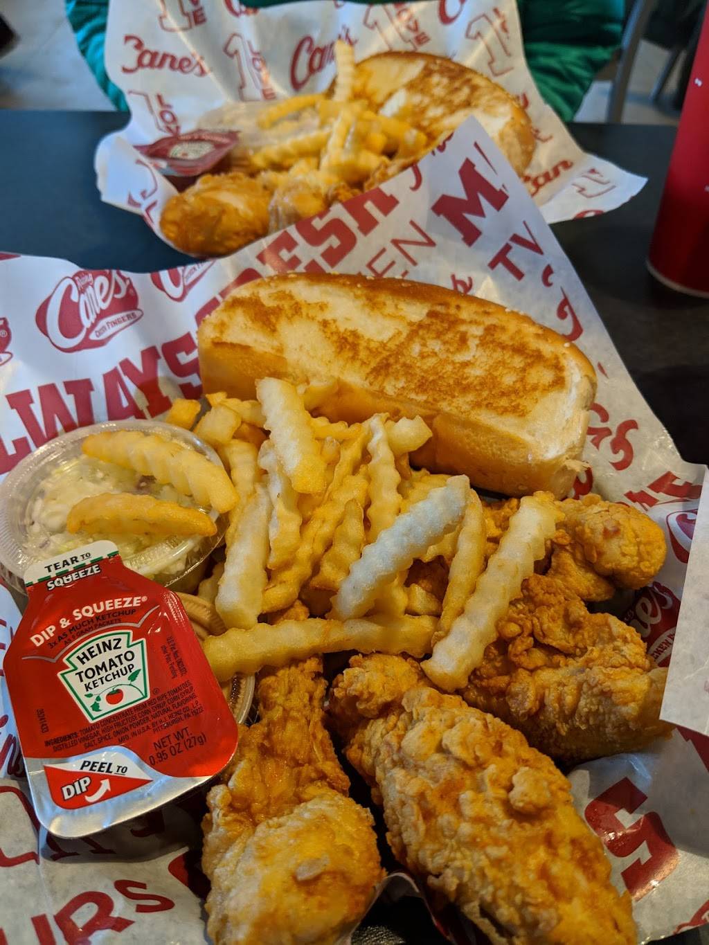 Raising Canes Chicken Fingers | meal takeaway | 4384 Indian Ripple Rd, Beavercreek, OH 45440, USA | 9373067833 OR +1 937-306-7833