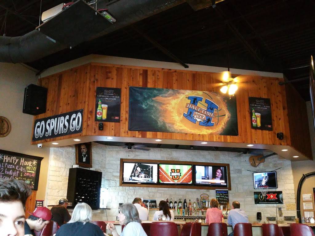 Halftime Pizza | restaurant | 7126 Tezel Rd, San Antonio, TX 78250, USA | 2105212990 OR +1 210-521-2990