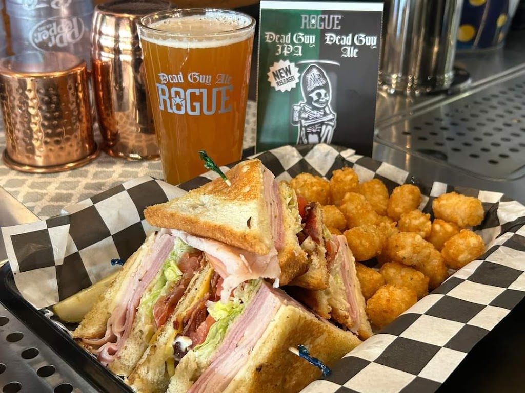 Outsiders Tavern | restaurant | 4124 Celanese Rd #130, Rock Hill, SC 29732, USA | 8033289200 OR +1 803-328-9200