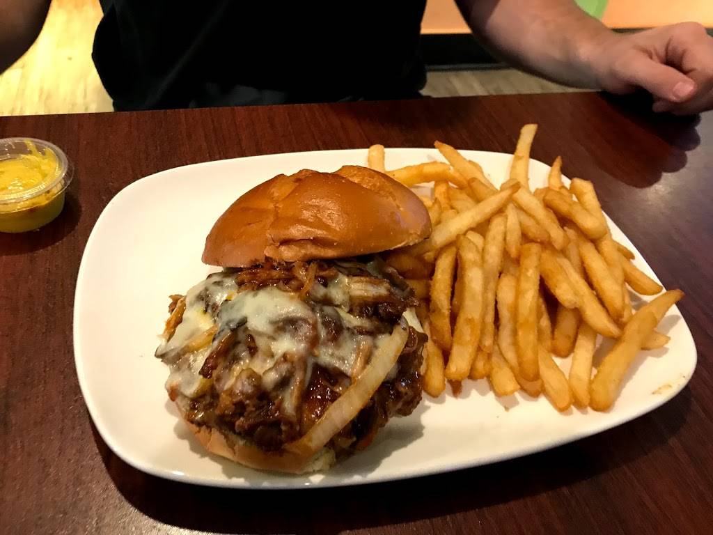 Jammin Wings | restaurant | 2590 Freeway Blvd, Brooklyn Center, MN 55430, USA | 7632088368 OR +1 763-208-8368