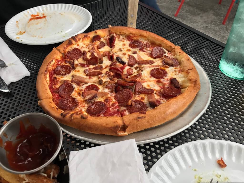 The Cosmos | restaurant | 1200 N Larch St, Lansing, MI 48906, USA | 5178973563 OR +1 517-897-3563