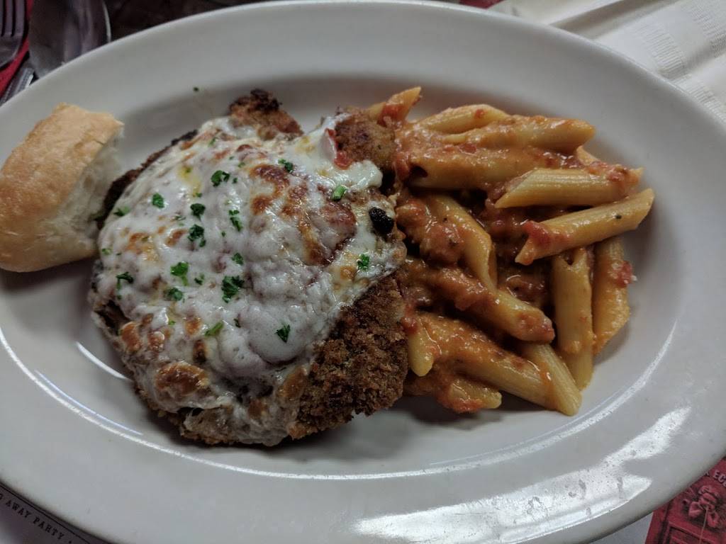 Buca di Beppo Italian Restaurant | restaurant | 3355 S University Dr, Davie, FL 33328, USA | 9545773287 OR +1 954-577-3287