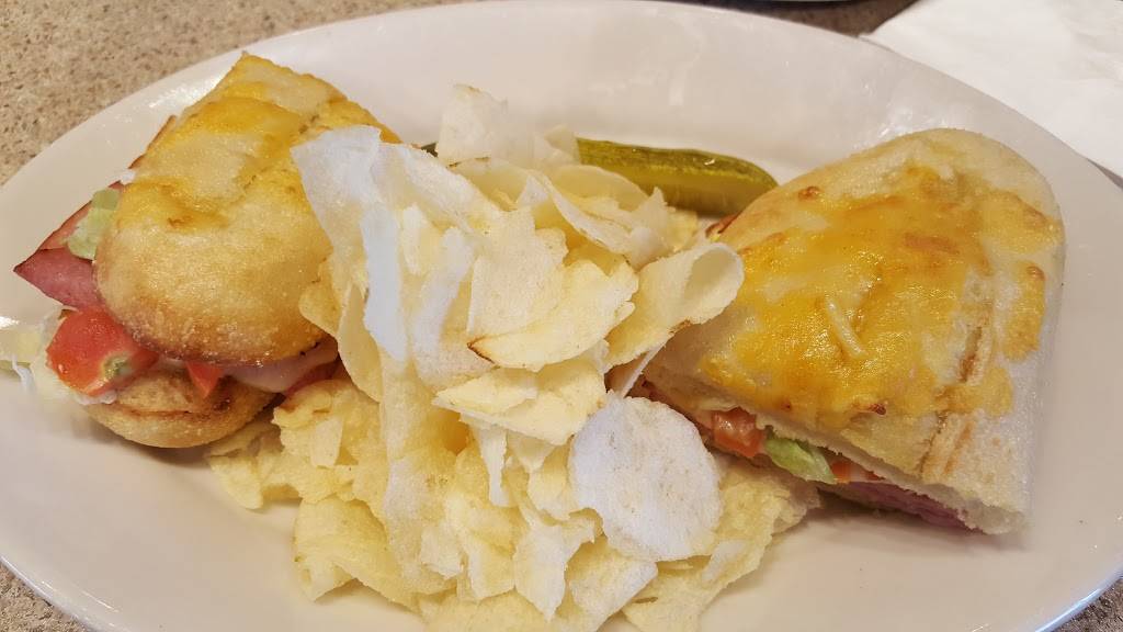 Pizza Hut | restaurant | 609 N 13th St, Decatur, IN 46733, USA | 2607248130 OR +1 260-724-8130