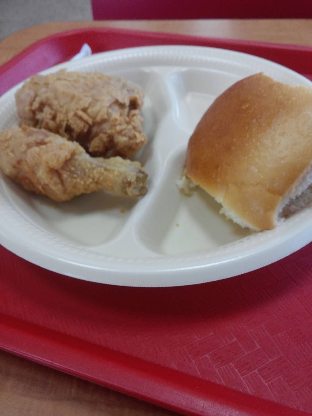 Bushs Chicken | restaurant | 4209 N Navarro St, Victoria, TX 77901, USA | 3617035293 OR +1 361-703-5293