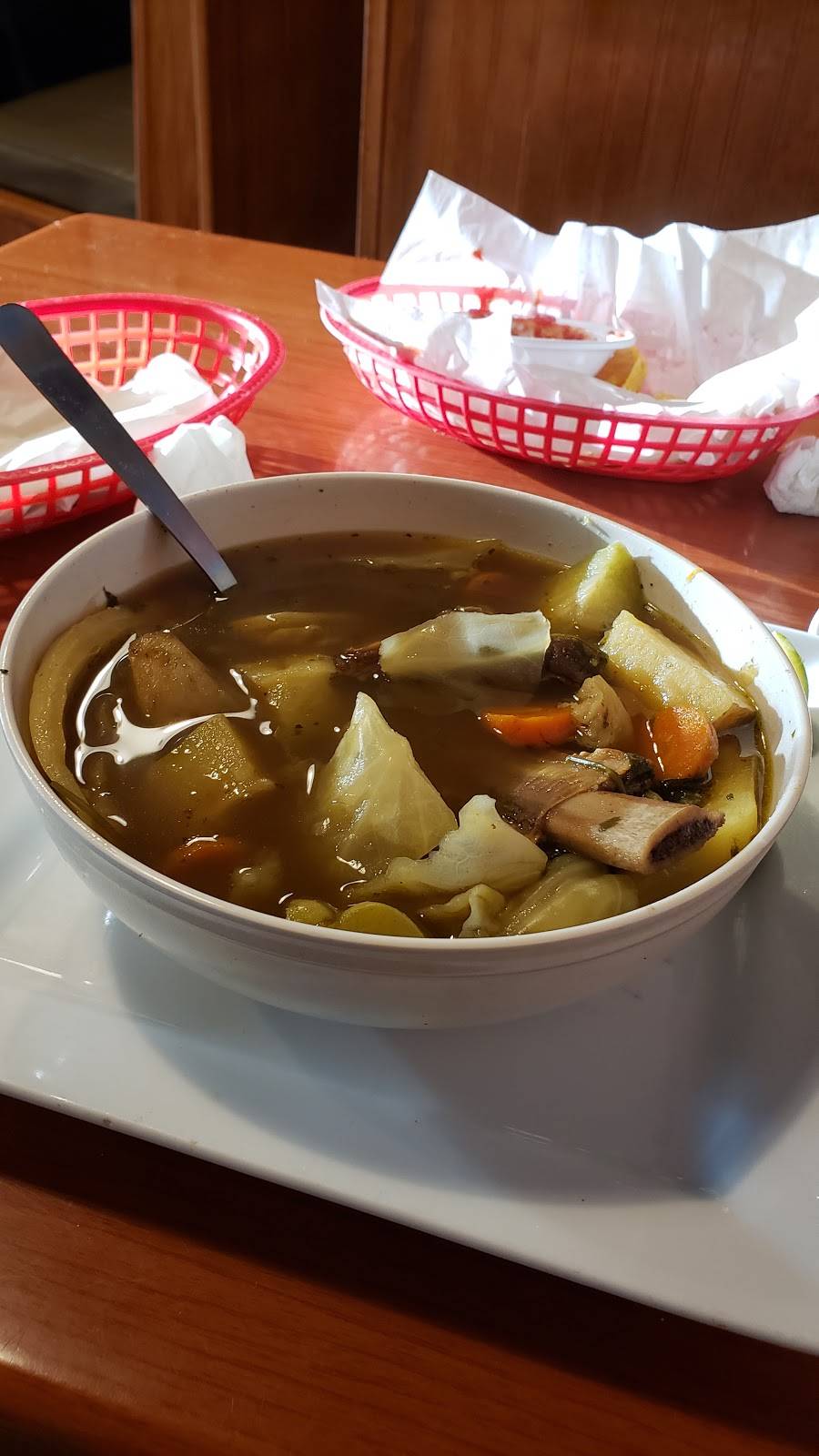 Sabor Hispano | restaurant | 4610 Maple Ave, Wilmington, NC 28403, USA | 9103992302 OR +1 910-399-2302