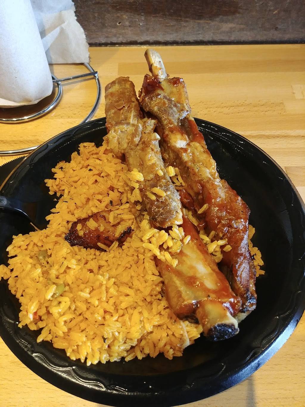 Adobo Latin Kitchen | restaurant | 2429 Nazareth Rd Unit 25, Easton, PA 18045, USA | 6104385210 OR +1 610-438-5210