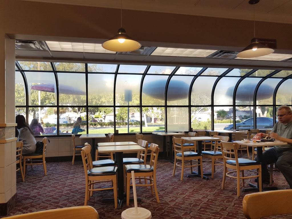 Wendys | restaurant | 39175 Blacow Rd, Fremont, CA 94538, USA | 5107918428 OR +1 510-791-8428