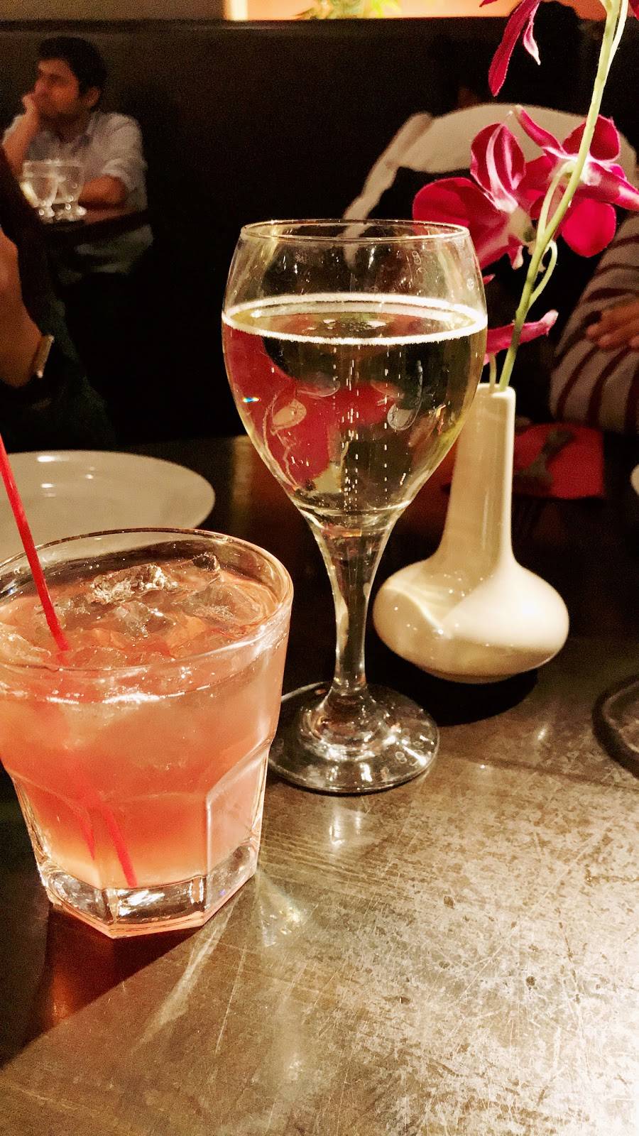 Sawadee | restaurant | 137 Newark Ave, Jersey City, NJ 07302, USA | 2014330888 OR +1 201-433-0888