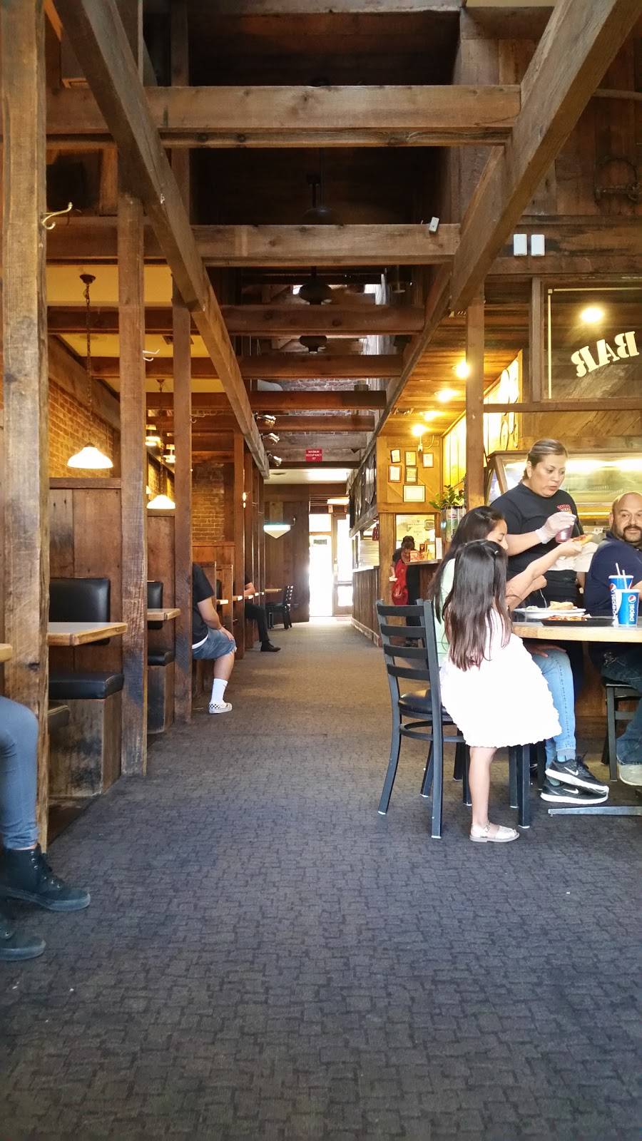 Steves Pizza - Woodland | restaurant | 714 Main St, Woodland, CA 95695, USA | 5306662100 OR +1 530-666-2100