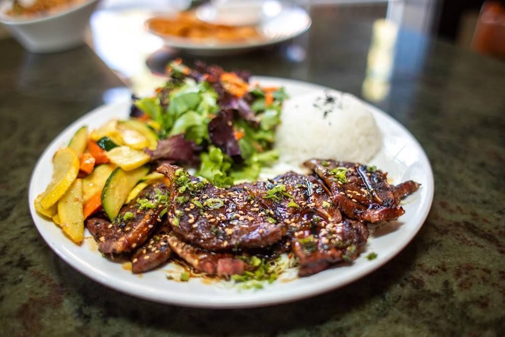 Off The Hook Sushi | restaurant | 2660 Lake Tahoe Blvd unit e, South Lake Tahoe, CA 96150, USA | 5305445599 OR +1 530-544-5599