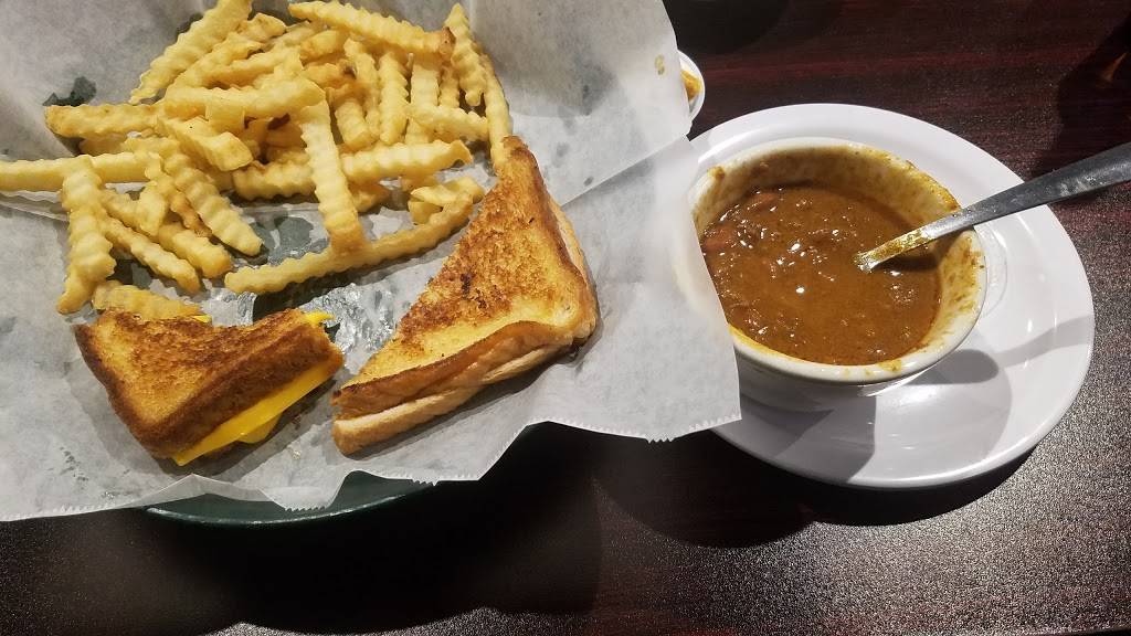 Top Cats Chill & Grill | restaurant | 3211 Sangamon Ave, Springfield, IL 62702, USA | 2175284201 OR +1 217-528-4201