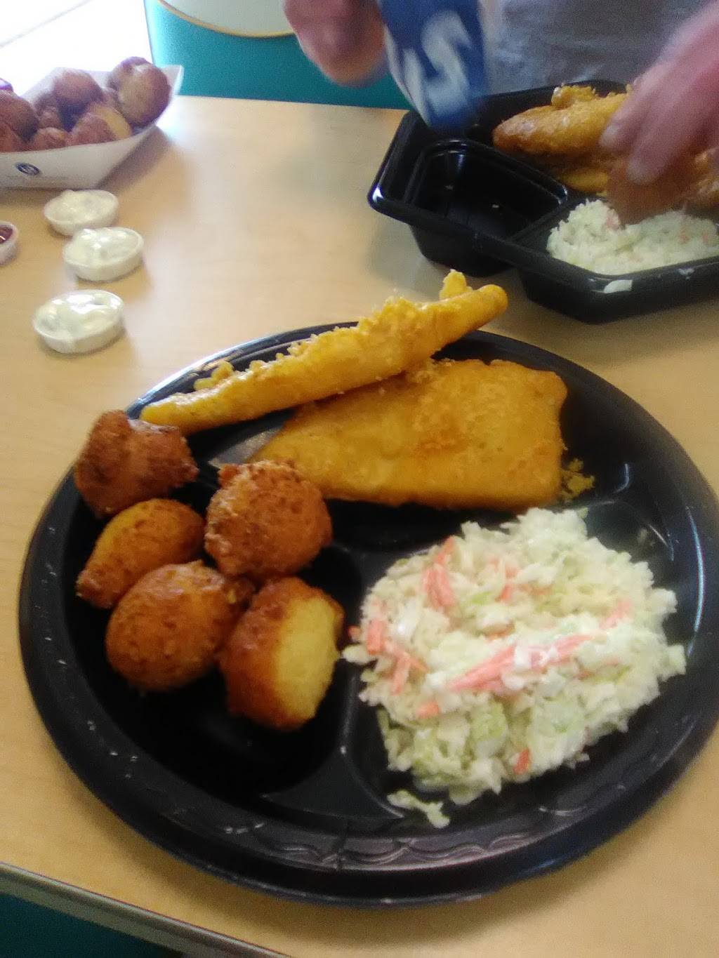 Long John Silvers | restaurant | 1335 US-25E Scenic, Barbourville, KY 40906, USA | 6065465822 OR +1 606-546-5822