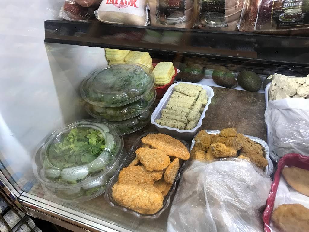 New Rams Deli Plus | restaurant | 574e E Fordham Rd, Bronx, NY 10458, USA | 9178012211 OR +1 917-801-2211