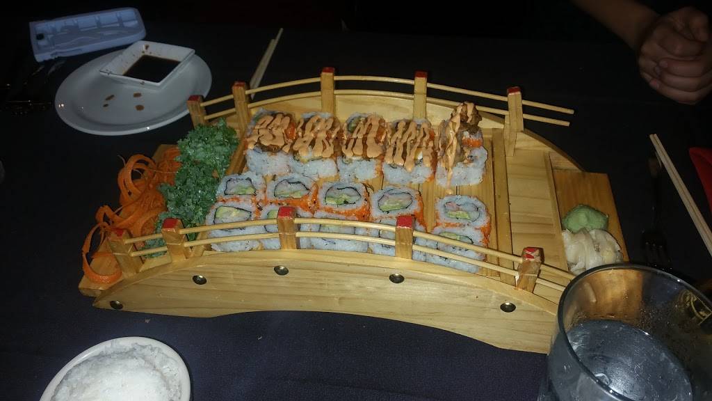 Noys Bistro And Lounge | restaurant | 31 Chailett Rd, Rotonda West, FL 33947, USA | 9412145194 OR +1 941-214-5194