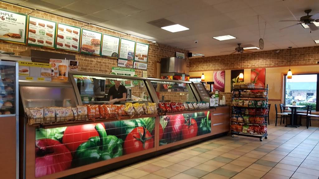 Subway Restaurants | restaurant | 4147 Hwy 127 N, Suite 101, Crossville, TN 38571, USA | 9314849914 OR +1 931-484-9914